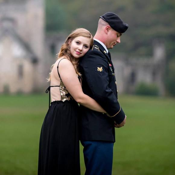 Meet your Posher, Hayley - Picture 1 of 1